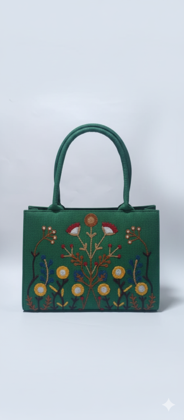 HAND EMBROIDORY TOTE BAGS STYLISH